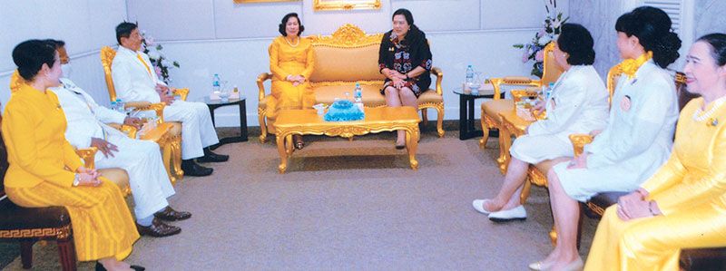 สุดฤทัย เลิศเกษม อธิบดีกรมประชาสัมพันธ์ ต้อนรับ ดร.ศุลีมาศ สุทธิสัมพัทน์ นายกพุทธสมาคมฯ และคณะกรรมการ

