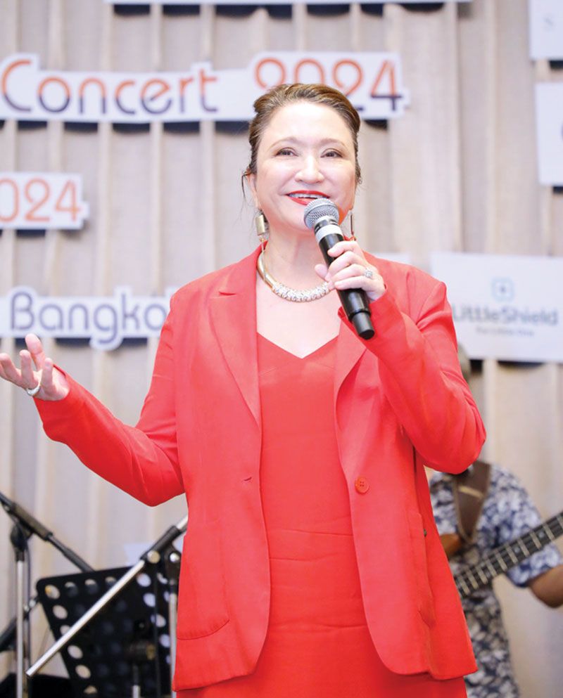 มาริสา สุโกศล หนุนภักดีมอบเพลงพิเศษ