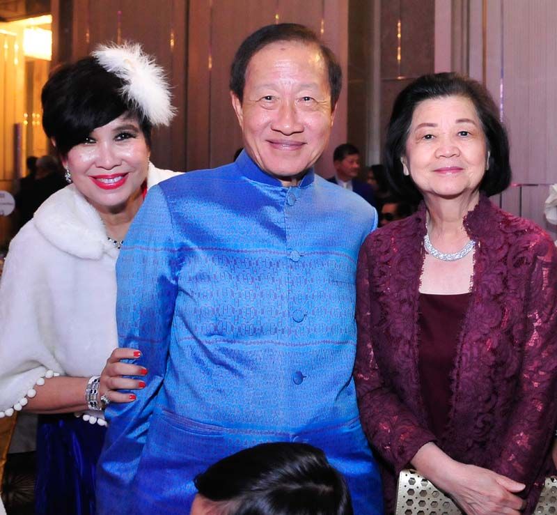 ประยุทธ-สุวิมล มหากิจศิริ และ ดร.จินดารัตน์ ชุมสาย ณ อยุธยา