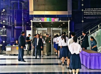 คุมเข้มสอบซ่อม\'แพทย์\'ม.รังสิต ตั้งเครื่องสแกน-ตัดสัญญาณป้องทุจริต