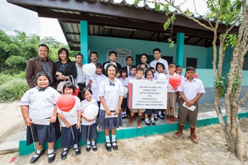 ตามไปดูการศึกษานอกหลักสูตร : น้ำใจภาคเอกชนกับการศึกษา ณ โรงเรียนวัดมะปรางงาม