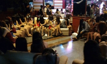 ตำรวจเตรียมสอบผกก.ห้วยขวาง หลังบุกจับอาบอบนวดย่านรัชดา