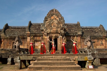 ตะลอนเที่ยว : สุรินทร์ บุรีรัมย์  เมืองแห่งปราสาทหินในเขตอีสานใต้
