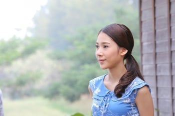 เบนซ์-ณัฐธิดา นางเอกน้องใหม่ป้ายแดงเจอบทหิน ถ่ายทอดซีนอารมณ์เรียกนํ้าตา ‘นารีริษยา’