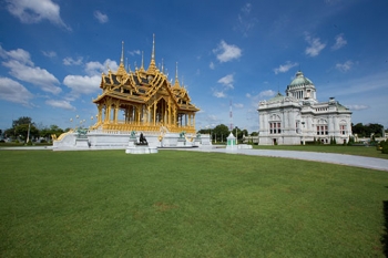 ชมงานศิลป์แผ่นดิน ครั้งที่ 7 แบบเอ็กซ์คลูซีฟ