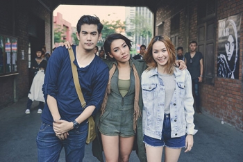 ‘โฟร์’ปลื้ม หวนร่วมงาน‘ดา’ในหนังสั้น‘เธอมีฉัน ฉันมีใคร’