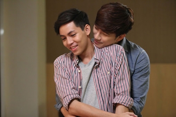 คู่จิ้น ‘บี้-พิช’ รีเทิร์นรัก!!  เปิดฉาก!! รื้อฟื้นความหลัง