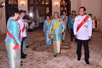สโมสรสันนิบาตเฉลิมพระเกียรติสมเด็จพระนางเจ้าฯ พระบรมราชินีนาถ เนื่องในโอกาส พระราชพิธีมหามงคลเฉลิมพระชนมพรรษา 7 รอบ 12 สิงหาคม 2559