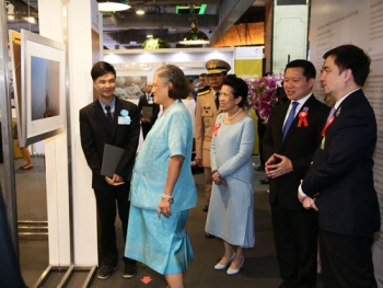 สมเด็จพระเทพรัตน์ พระราชทานรางวัล ‘ภาพถ่ายแห่งแผ่นดิน ประจำปี 2559’