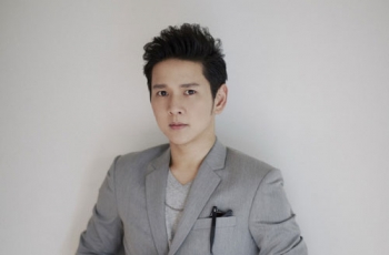 ‘โต๋–ศักดิ์สิทธิ์’โชว์หวานจนได้เรื่อง!!!!‘FM ONE 103.5’