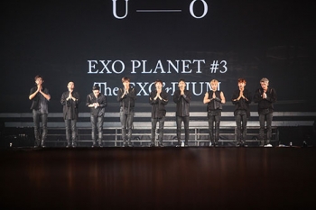 บอยแบนด์เคป๊อปสุดฮอต ‘EXO’ ประเดิมทัวร์แรกในไทย