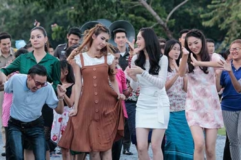 ‘นิว’ ควงคู่ ‘ฐิสา’ ส่งท้ายความหวานปิดฉาก ‘ข้ามาคนเดียว’