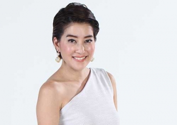 ‘เจี๊ยบ-โสภิตนภา’ แฮปปี้!! ร่วมงานเพื่อนซี้ ‘อ้อม-พิยดา’