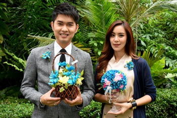 ‘กุ้ง-ขนมจีน’ รับพรีเซ็นเตอร์ดอกแก้วกัลยา