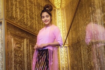 ‘กระแต’พาครอบครัวทัวร์ทำบุญ‘พม่า’