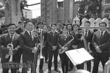 เปิดใจ\'คิงส์ ไอที มาร์ชชิ่ง แบนด์\' ร่วมบรรเลงบทเพลงพระราชนิพนธ์ (ชมคลิป)