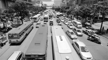 Shuttel Bus ฟรี 32 เส้นทาง ตรวจสอบเส้นทางเดินรถ-\'คมนาคม\'พร้อมบริการ