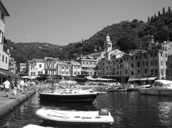 แหวกฟ้าหาฝัน : ชมตึกหลากสีที่ Portofino อิตาลี