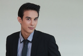 ‘บอส-โตนนท์’ ฉีกลุคทะเล้นปรับโหมดสุขุม