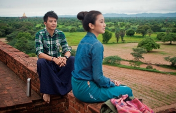 ‘ไซ ไซ คำ แลง’ ควง ‘น้ำหวาน’ ท่องทะเลเจดีย์เมืองพุกาม เก็บภาพสวยแบบอันซีนในหนัง ‘ถึงคน...ไม่คิดถึง’