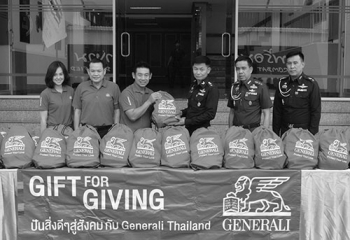 "เจนเนอราลี่" ปันน้ำใจ มอบถุงยังชีพช่วยผู้ประสบอุทกภัย