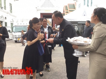\'ม.ล.ปนัดดา\'แจกข้าวพันธุ์ดี\'พอเพียง\' เทิดพระเกียรติพระบิดาแห่งข้าว(ประมวลภาพ)