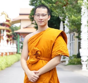 ‘พระบี้-ธรรศภาคย์ ชี’ ตั้งใจจำพรรษาต่อ เพื่อถวายเป็นพระราชกุศล