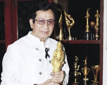 Star Retro : พระเอก ๒ แผ่นดิน ‘สมบัติ เมทะนี’