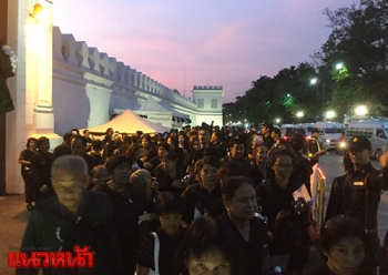 \'ม.จ.นวพรรษ์\'ประธานบำเพ็ญพระกุศล สวดพระอภิธรรมพระบรมศพ
