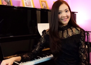 ‘แพม-ลิตา’ เปิดสอนร้องเพลงพระราชนิพนธ์ เตรียมถ่ายทำมิวสิกฯ ที่สนามหลวง
