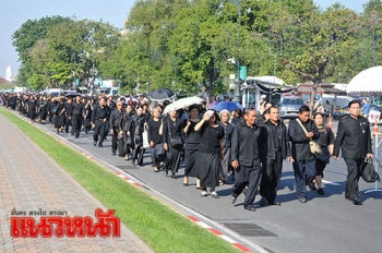 สรุปยอดปชช.ถวายบังคมพระบรมศพ 50วันเฉียด2ล้านราย