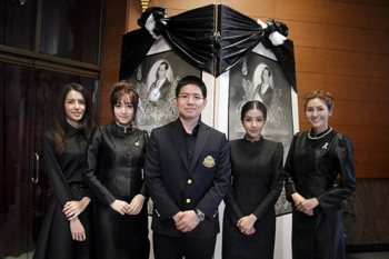 กรมศิลปากร ร่วมกับ SCA จัดงาน สยามร้อยดวงใจฯ