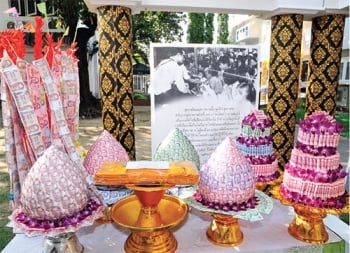 ชมรมผู้รู้คุณแผ่นดิน จัดพิธีทอดผ้าป่าสามัคคีมหากุศล ถวายเป็นพระราชกุศล