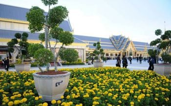 สวนนงนุชพร้อมย้ายต้นไม้-อุปกรณ์ประดับพระเมรุมาศฯเก็บในพระบรมมหาราชวัง