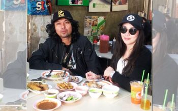 น่ารับปะแดกไหม๊จ๊ะ? เสกโพสต์ธุระสำคัญนั่งกินข้าวกับอีฟโชว์ลูกเล่นขอเลื่อนนัดตร.
