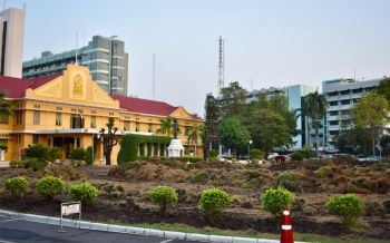 นศ.อาชีวะกว่า300คน  ร่วมปรับภูมิทัศน์วังจันทรเกษม