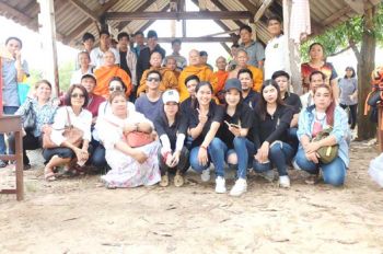 มรภ.รำไพพรรณี เสริมสายใยสองเเผ่นดินไทย-กัมพูชา  ตามโครงการคุณภาพชีวิตที่ดีตามหลักสิทธิมนุษยชน