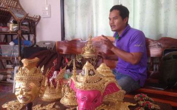 สุดทึ่ง!หนุ่มเมืองช้างสืบสาน‘หัตถศิลป์ เขมรโบราณ’
