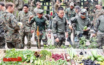 นาวิกฯไทยสาธิตการดำรงชีพในป่า ให้ทหารสหรัฐฯ-เกาหลีใต้ ในการฝึกคอบราโกลด์ 2018