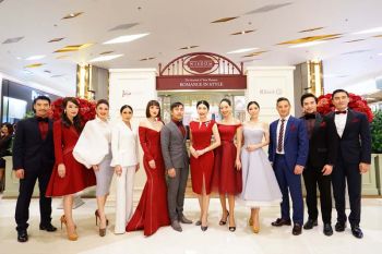 โก้ หรู สง่างาม คอลเลคชั่นพิเศษ  ฉลอง 10 ปีเดอะ วิสดอม กสิกรไทย