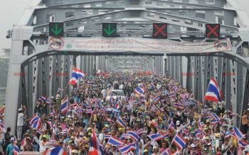\'สุเทพ\'นำทีม23กบฎกปปส.ร้องศาล ชี้อัยการฟ้องเหมาครอบจักรวาล