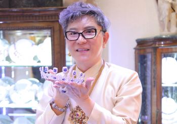 ‘ชูชัย’ ชวนเซเลบฯ แต่งชุดไทยย้อนยุค  ชมเครื่องประดับหรู มูลค่ารวมกว่า 500 ล้านบาท
