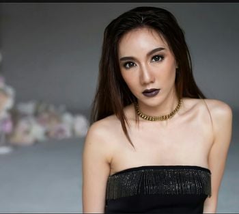 ‘เบนซ์ พริกไทย’ นำทีมศิลปินค่าย ‘เมลโล่ว์ มี’  ส่งสุขอวยพร ‘เทศกาลสงกรานต์’