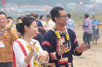 สะบายดีปีใหม่ไทย-ลาว มหาสงกรานต์กลางเกาะแม่น้ำโขง