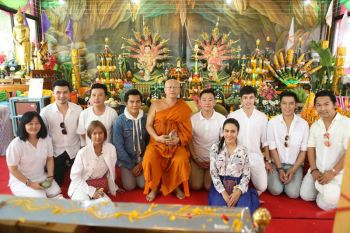 ‘หนิง-นลิน’ รำถวาย  ปู่ศรีสุทโธ-ย่าปทุมมา  ฉลองวิหารเพ็ชรนาคา
