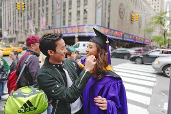 โปรไฟล์สวยหรู  ‘โบ’ คว้าเกียรตินิยมอันดับ 1 NYU