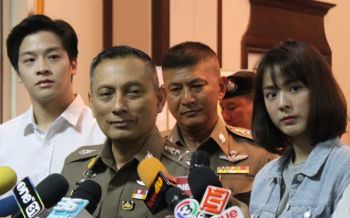 ‘แพทตี้-มาร์ช’แจงรีวิวเมจิกสกิน รับสะเพร่าดูอย.ไม่ดี ‘ตุ๊กกี้-นานา’ขอเลื่อน