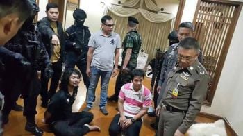 \'เสก\'กรี๊ด!! อรินทราชบุกบ้านไม่มีใครขอโทษ ด่า\'พุทธะอิสระ\'สารเลว เจอจะตบสักที