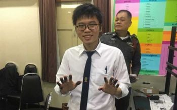 ครูสอนไปด่าไป ไหว้มันทำไม!‘เนติวิทย์’ร้องอย่า\'บังคับ\' เสนอไหว้ครูทุกเทอม