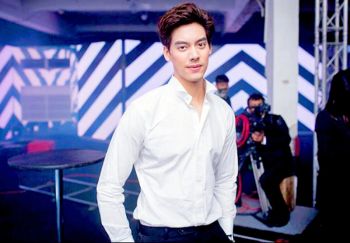 เต้-ดาวิชญ์ ชวนดู  ‘Social Death Vote’